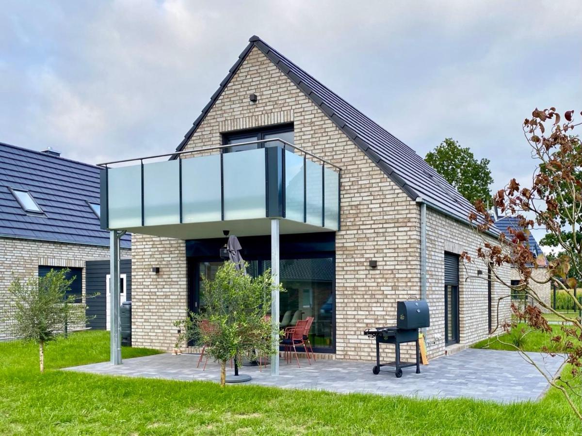 Ferienhaus Moin. Am Harkebruegger See Mit Sauna Barssel  Exterior foto
