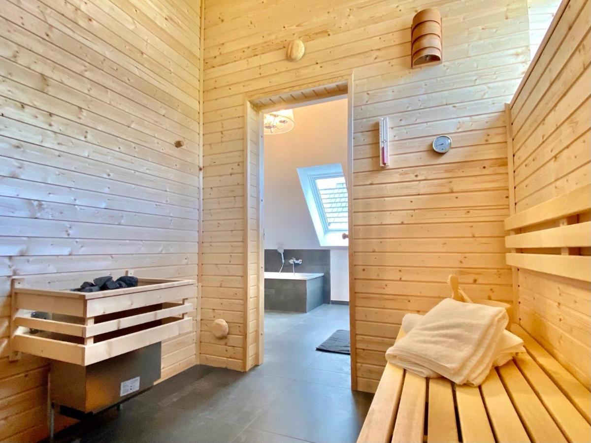 Ferienhaus Moin. Am Harkebruegger See Mit Sauna Barssel  Exterior foto